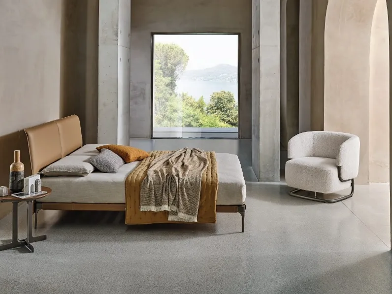 Letto matrimoniale design Ada Ditre italia a prezzo ribassato