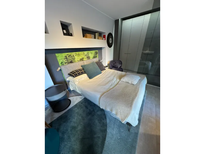 Letto matrimoniale design Ada Ditre italia a prezzo ribassato