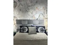 Letto imbottito modello Feniglia di Nefi scontato 40%