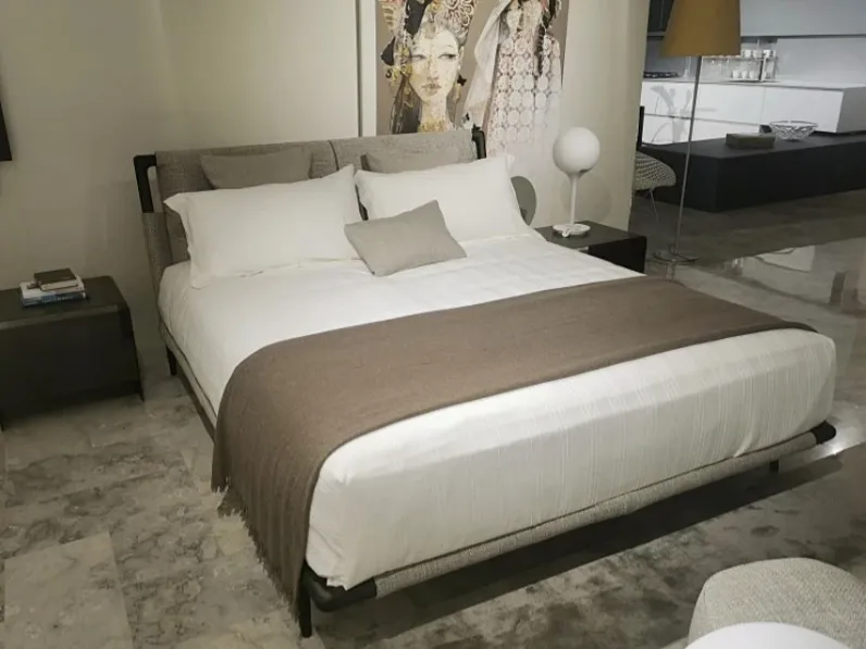 Letto design Gaud� Flou scontato 30%