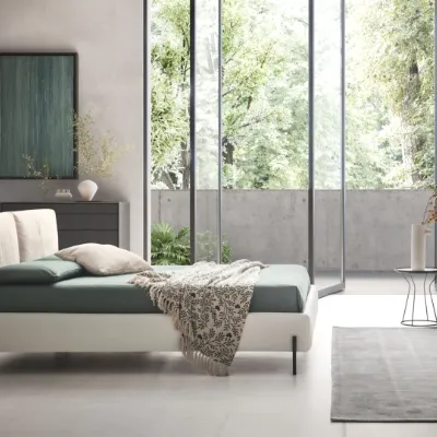 Letto imbottito modello Ischia di Le comfort scontato 25%