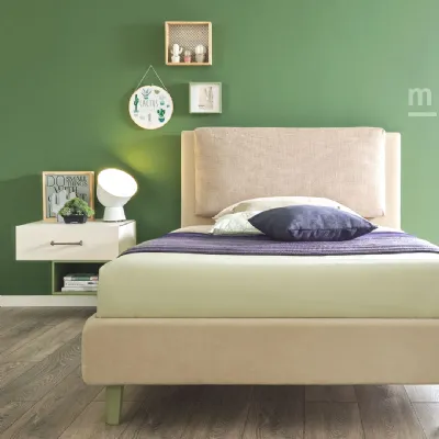 Letto imbottito con giroletto Letto plane pillowMoretti compacta prezzo ribassato