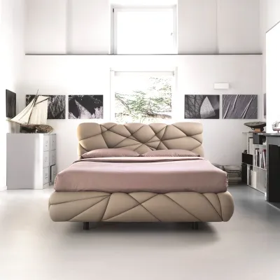 Letto matrimoniale con giroletto Marvin Noctis a prezzo ribassato