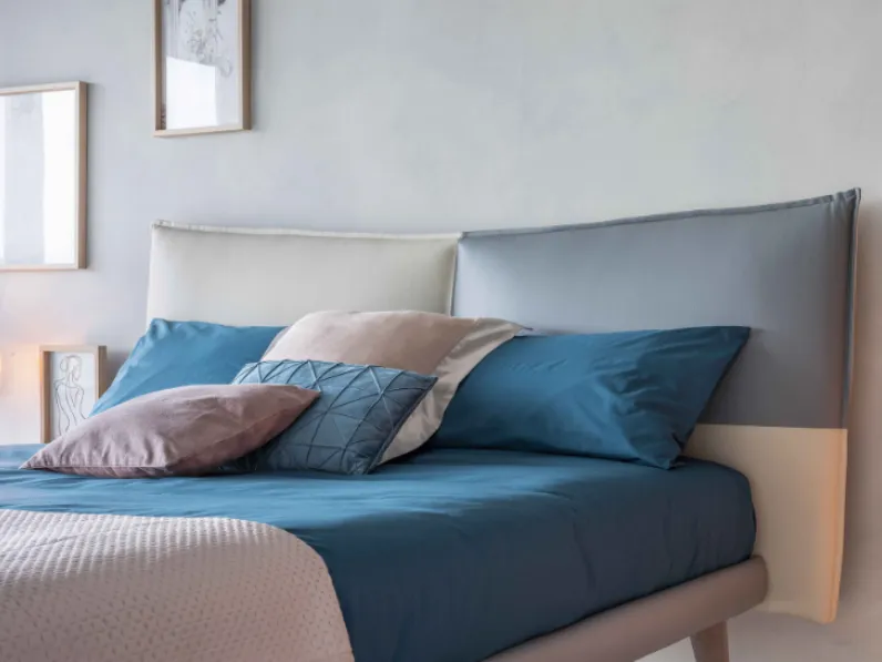 Letto moderno con giroletto Menta Le fablier a prezzo ribassato