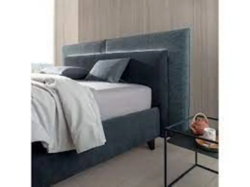 Letto imbottito modello Monroe di V&nice scontato 20%
