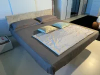 Letto imbottito modello Steel 180x200 di Lago scontato 35%