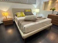 Letto imbottito con gambe UlisseLa falegnamia prezzo ribassato