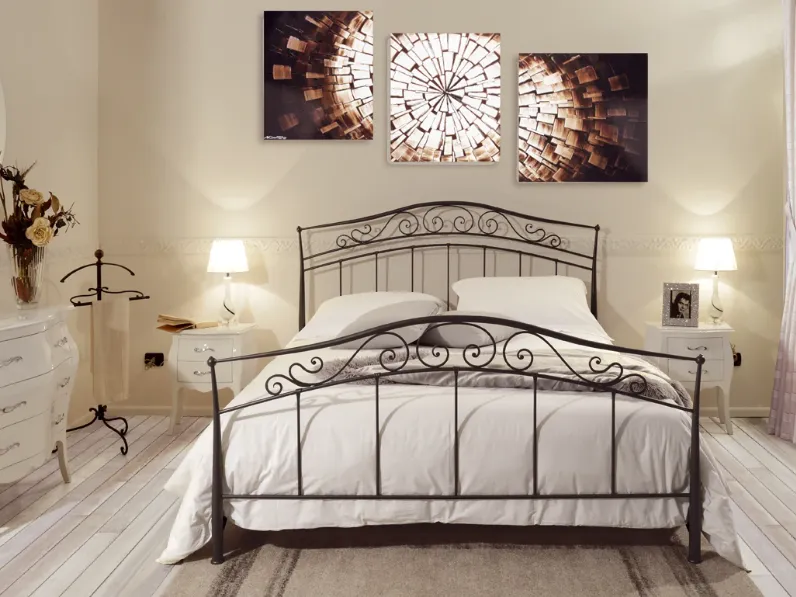 Letto classico con pediera Anna Artigianale a prezzo ribassato