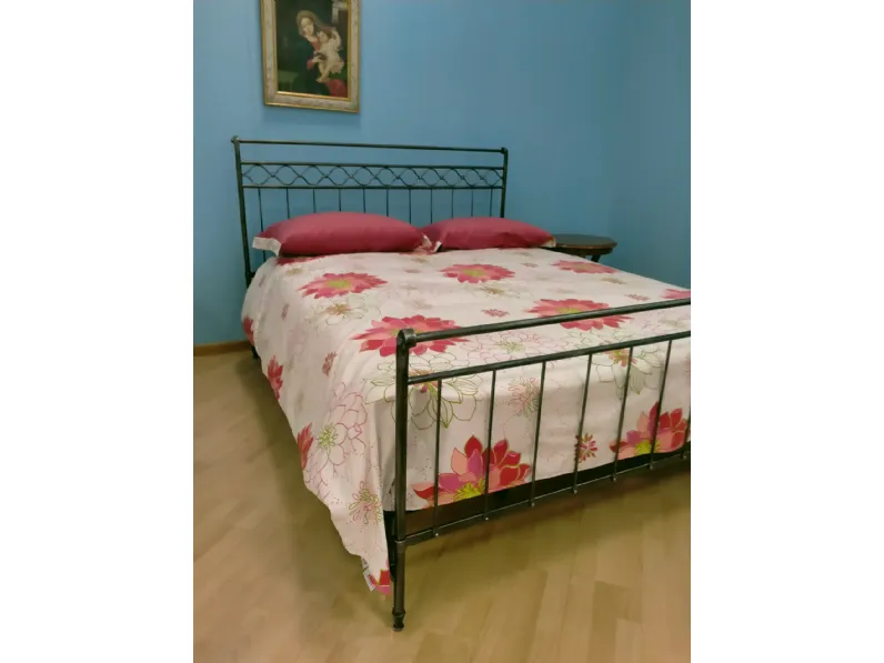Letto classico Leonardo Artigianale con uno sconto del 30%