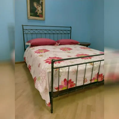 Letto in ferro battuto con pediera Leonardo�Artigianale�a prezzo scontato