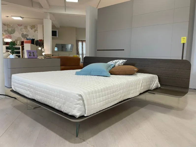 Letto design a scomparsa Letto novo Voltan a prezzo ribassato
