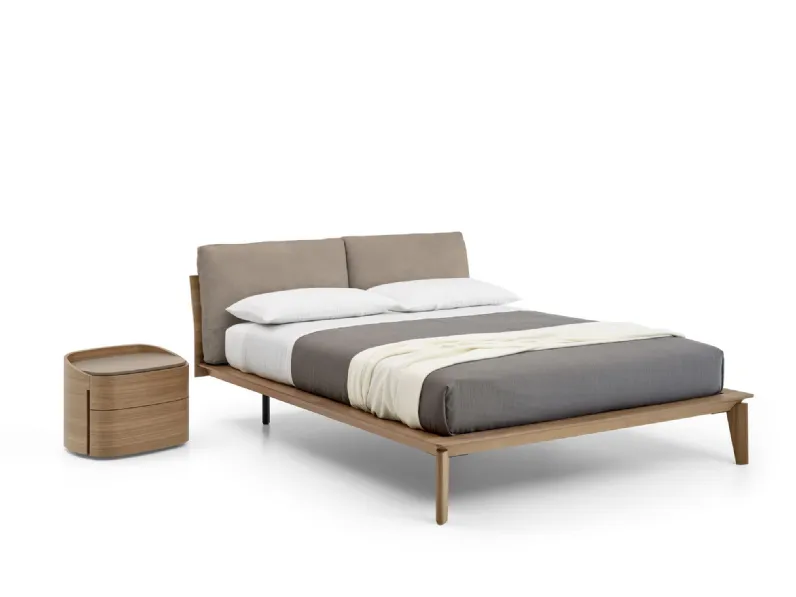 Letto in legno con gambe Abbraccio legnoSangiacomoa prezzo ribassato