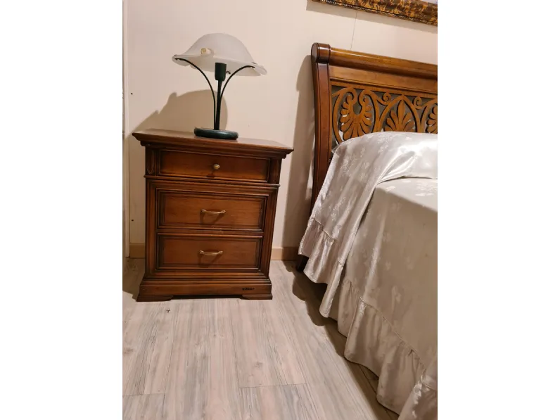 Letto in legno con giroletto Le primule Le fablier a prezzo scontato