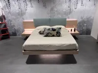 Letto in legno con giroletto Shiro�Tomasella�a prezzo scontato