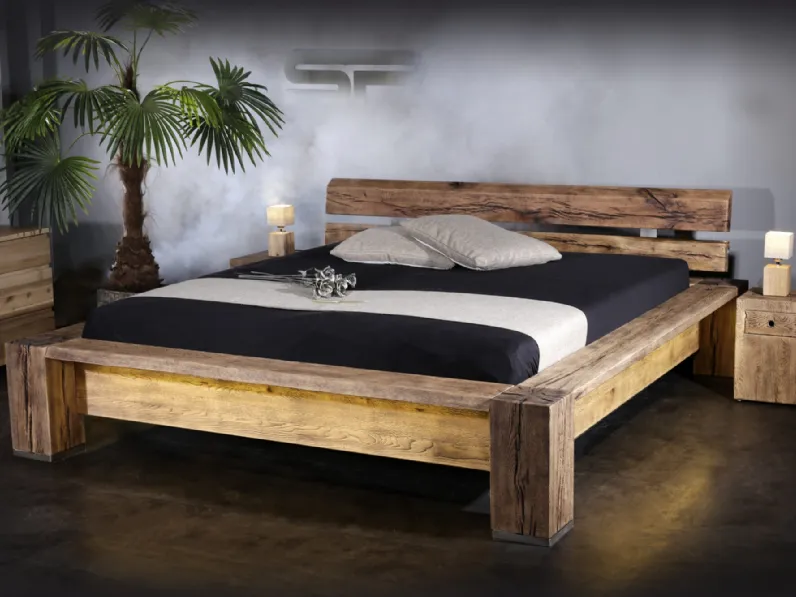 Letto in legno con giroletto UrsusArtigianalea prezzo scontato