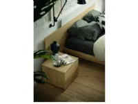 Letto in legno con giroletto Scacco�Munari�a prezzo ribassato