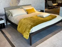 Letto in legno modello Theo di Lema scontato 30%