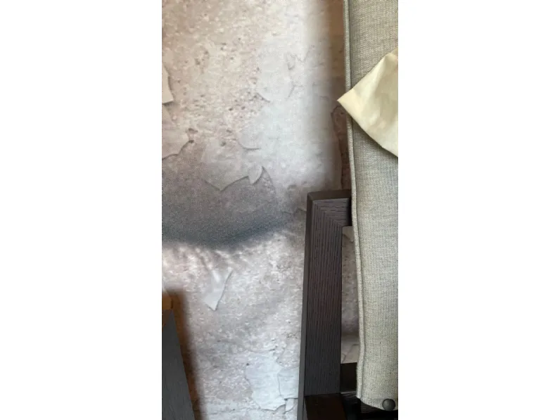 Letto in legno modello Theo di Lema scontato 30%