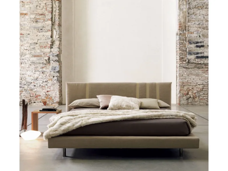 Letto design Karma * Biba salotti con un ribasso del 35%