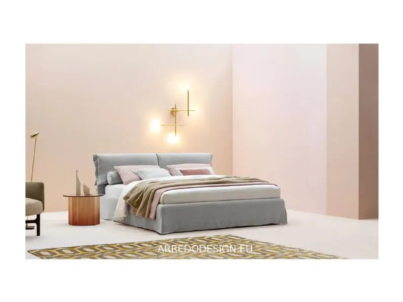 Letto king size con giroletto Giselle Twils a prezzo ribassato