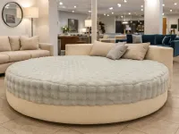 Letto imbottito con giroletto Cristal outlet�Artigianale�a prezzo ribassato