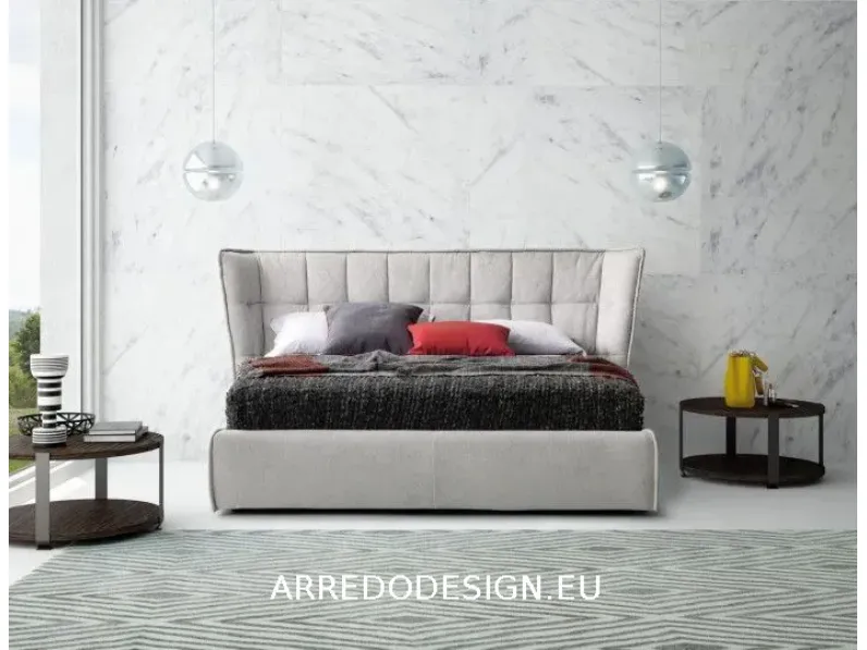 Letto king size con giroletto Aspen Le comfort a prezzo ribassato