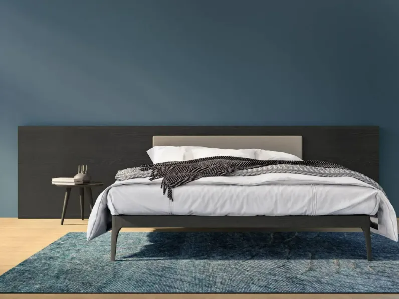 Letto in legno con giroletto Le fleur Fratelli mirandola a prezzo ribassato
