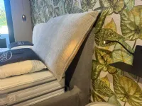 Letto moderno Leilah Gamma con un ribasso del 26%