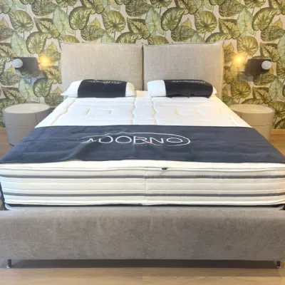 Letto moderno Leilah Gamma con un ribasso del 26%