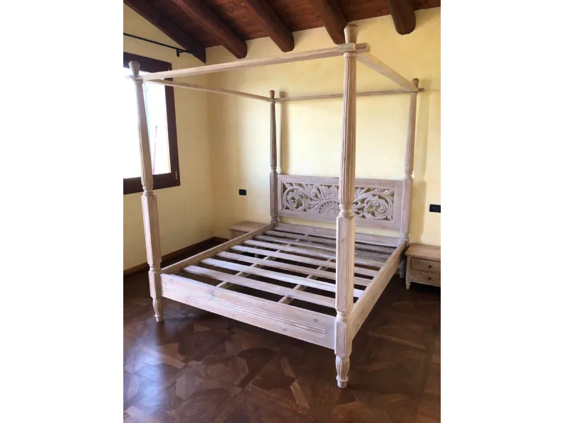 LETTO Letto baldacchino  Outlet etnico in OFFERTA OUTLET