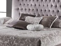 Letto classico con giroletto Letto elisabetta velluto maxi  Md work a prezzo scontato