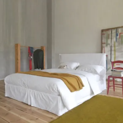Letto moderno Letto matrimoniale ghost 80.e Gervasoni con un ribasso del 27%