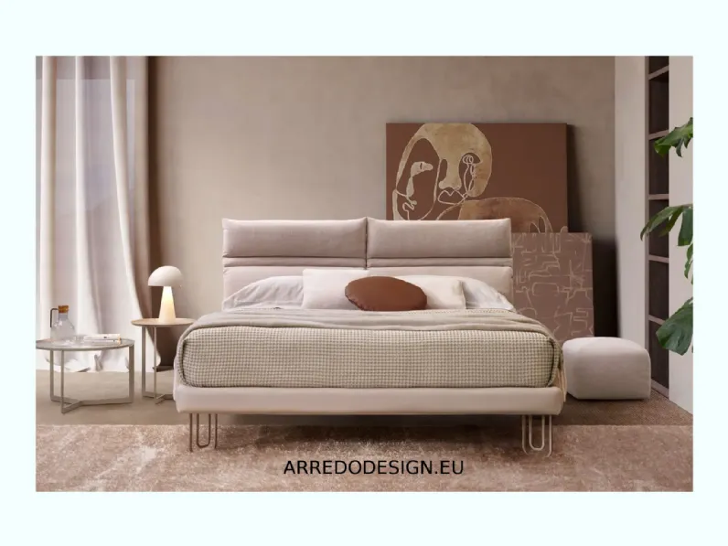 Letto imbottito modello Linus di Rosini scontato 30%