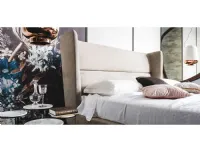 Letto matrimoniale con gambe Ludovic Cattelan italia a prezzo ribassato