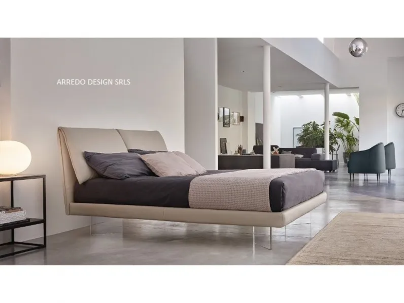 Letto imbottito modello Afaia  * di Rosini scontato 30%