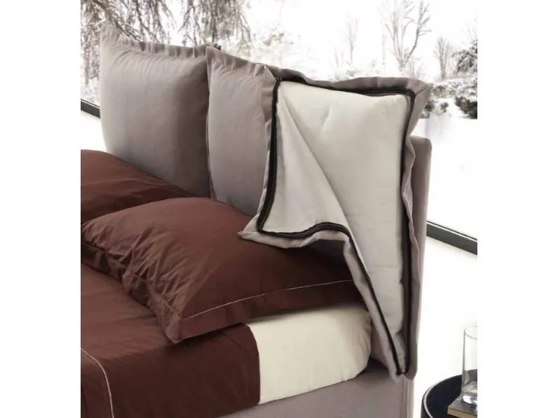 Letto moderno Bronte Artigianale con un ribasso del 50%