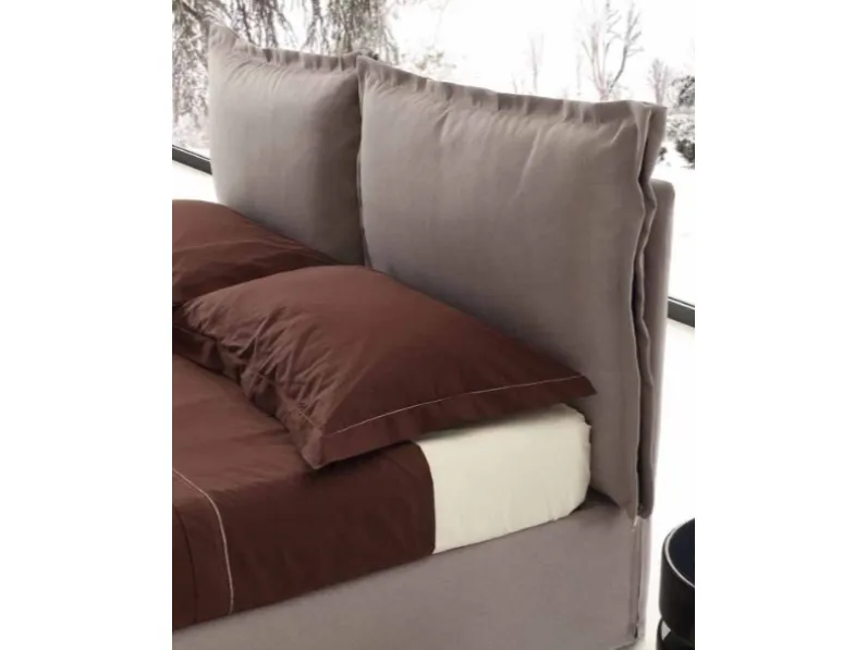 Letto moderno Bronte Artigianale con un ribasso del 50%
