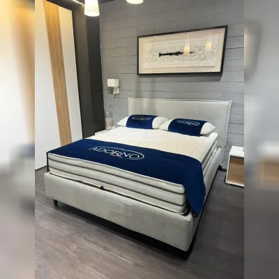 Letto moderno con contenitore Chanel Gamma a prezzo ribassato