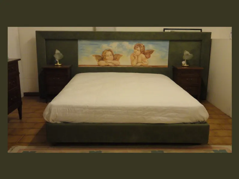 Letto matrimoniale con affresco dipinto a mano scontato del -60%