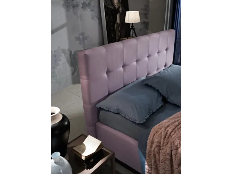 Letto imbottito modello Domino di Artigiana letti scontato 29%