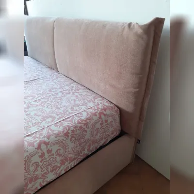 Letto moderno Iorca Bolzan con uno sconto del 29%