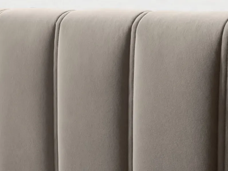 Letto matrimoniale con contenitore Mia xl a prezzo riservato 