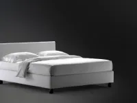 Letto matrimoniale con contenitore. Prezzo riservato.