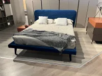 Letto matrimoniale con gambe Corolle Bolzan a prezzo scontato