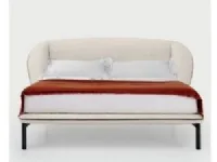 Letto matrimoniale con gambe Domenica Pianca a prezzo scontato