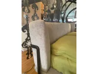 Letto imbottito modello Dominick di Conte scontato 40%
