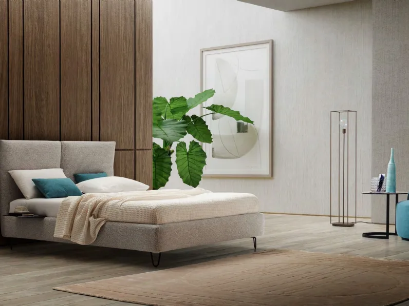 Letto imbottito modello Klizia di Le comfort scontato 40%