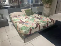 Letto matrimoniale con gambe Talamo Zanotta a prezzo ribassato