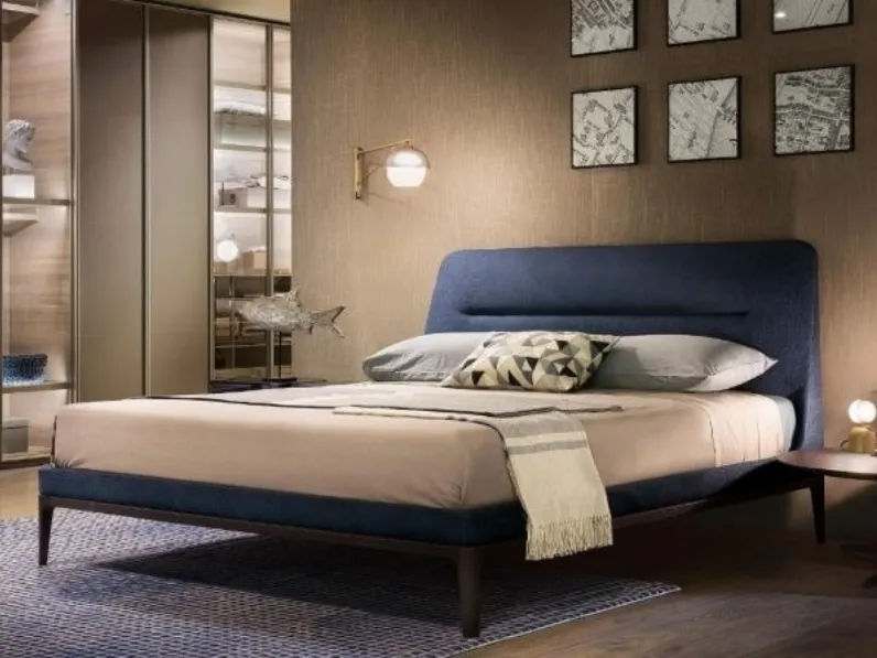 Letto matrimoniale con gambe Victoriano Lema a prezzo scontato