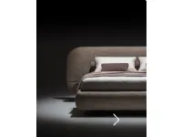 Letto matrimoniale con giroletto B-curve a prezzo riservato 